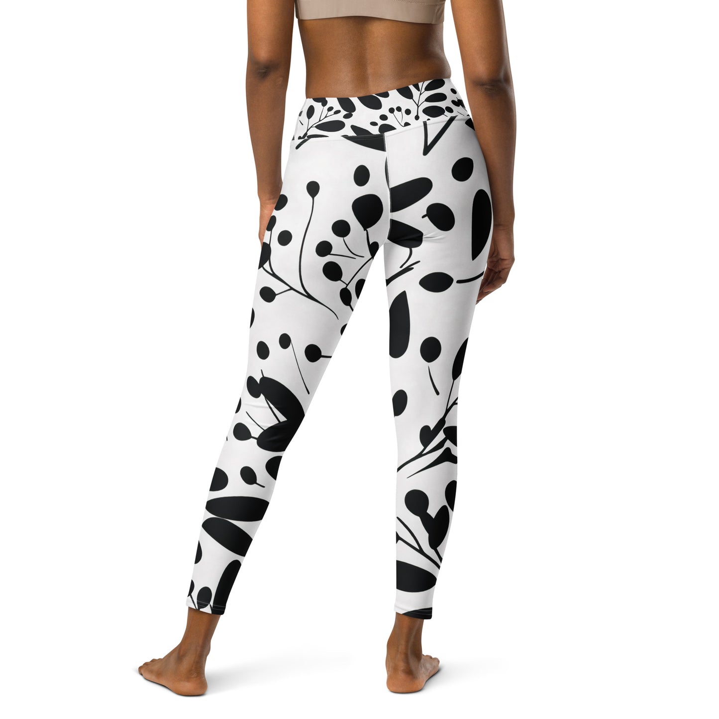 Women's Yoga Leggings Black and White Eucalyptus - Stylish Comfort for Yoga Practice