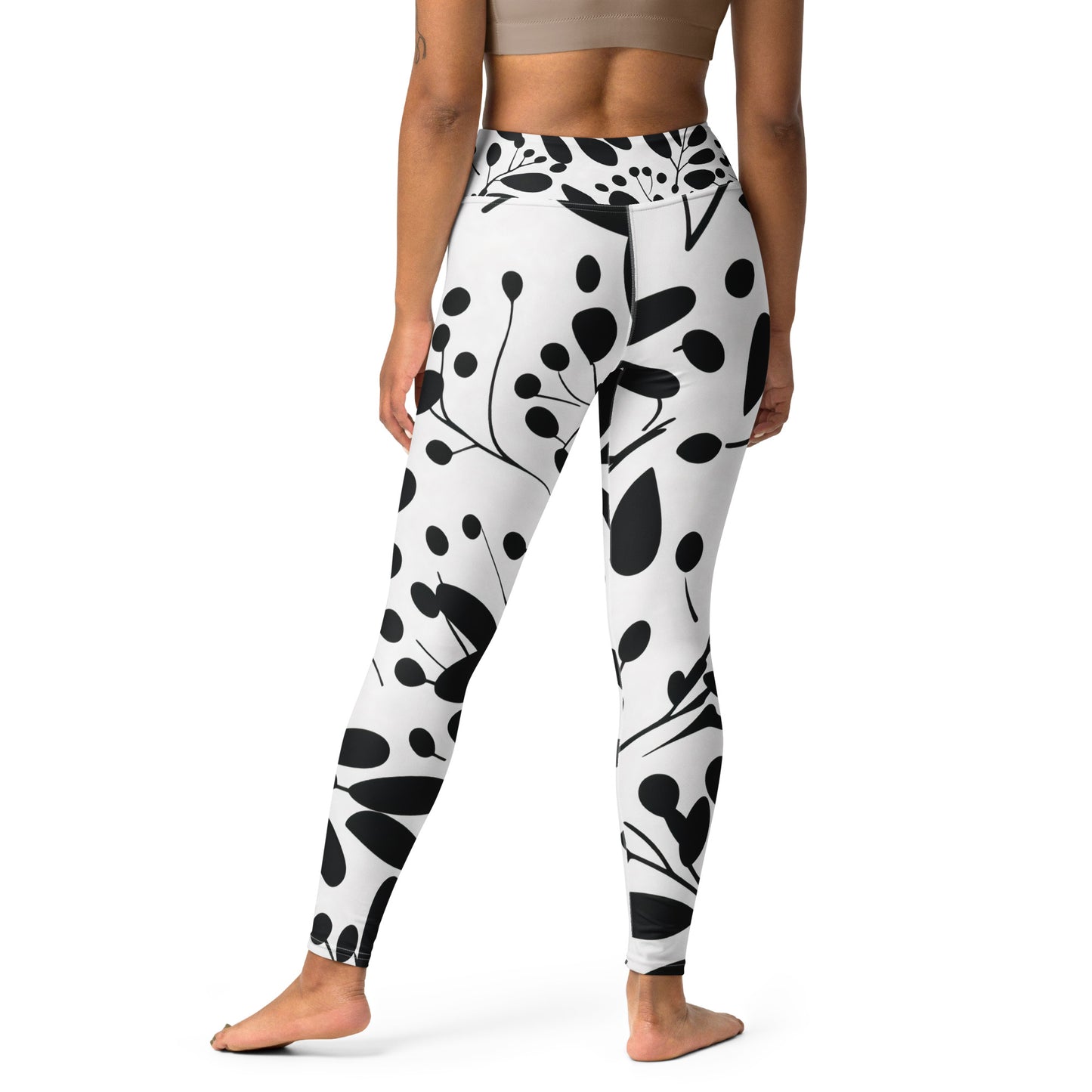 Women's Yoga Leggings Black and White Eucalyptus - Stylish Comfort for Yoga Practice